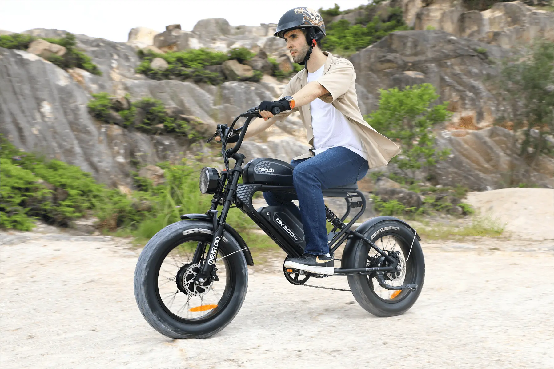 Looking-for-an-Alternative-to-the-SUPER73-Check-out-MEELOD-s-Affordable-Moped-Style-Ebikes MEELOD